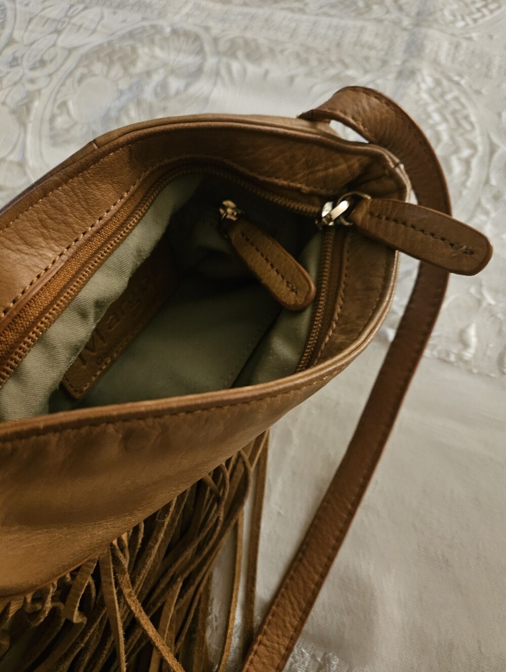 Margot Vintage Crossbody Fringe Leather Bag Camel Color - Picture 4 of 8
